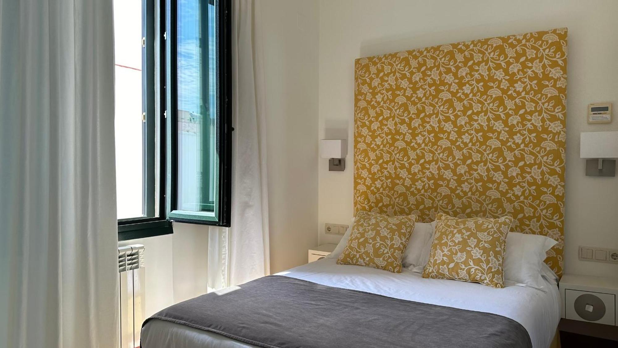 Hostal Casa Alborada Коніль-де-ла-Фронтера Екстер'єр фото
