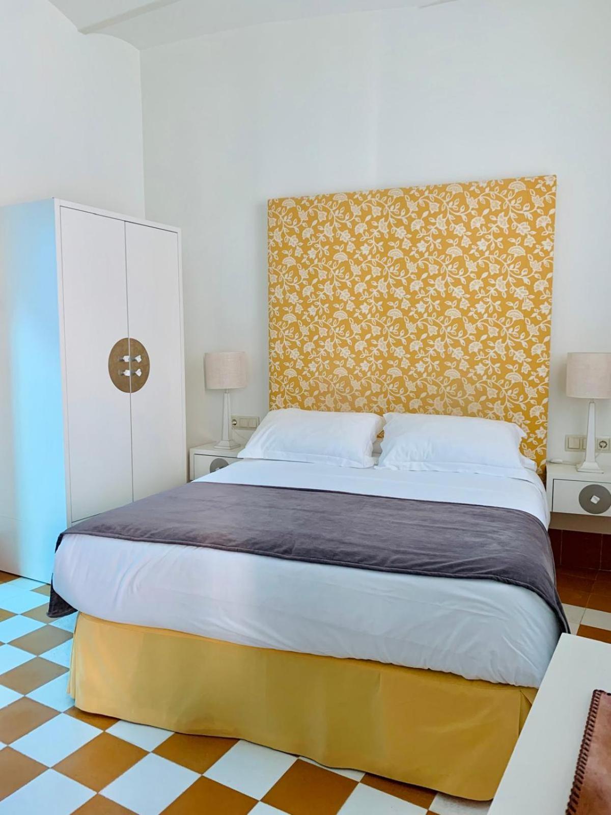 Hostal Casa Alborada Коніль-де-ла-Фронтера Екстер'єр фото